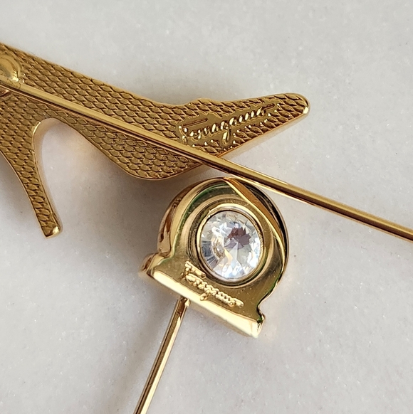 Salvatore Ferragamo Gold High Heel and Gancini Logo Crystal Pin